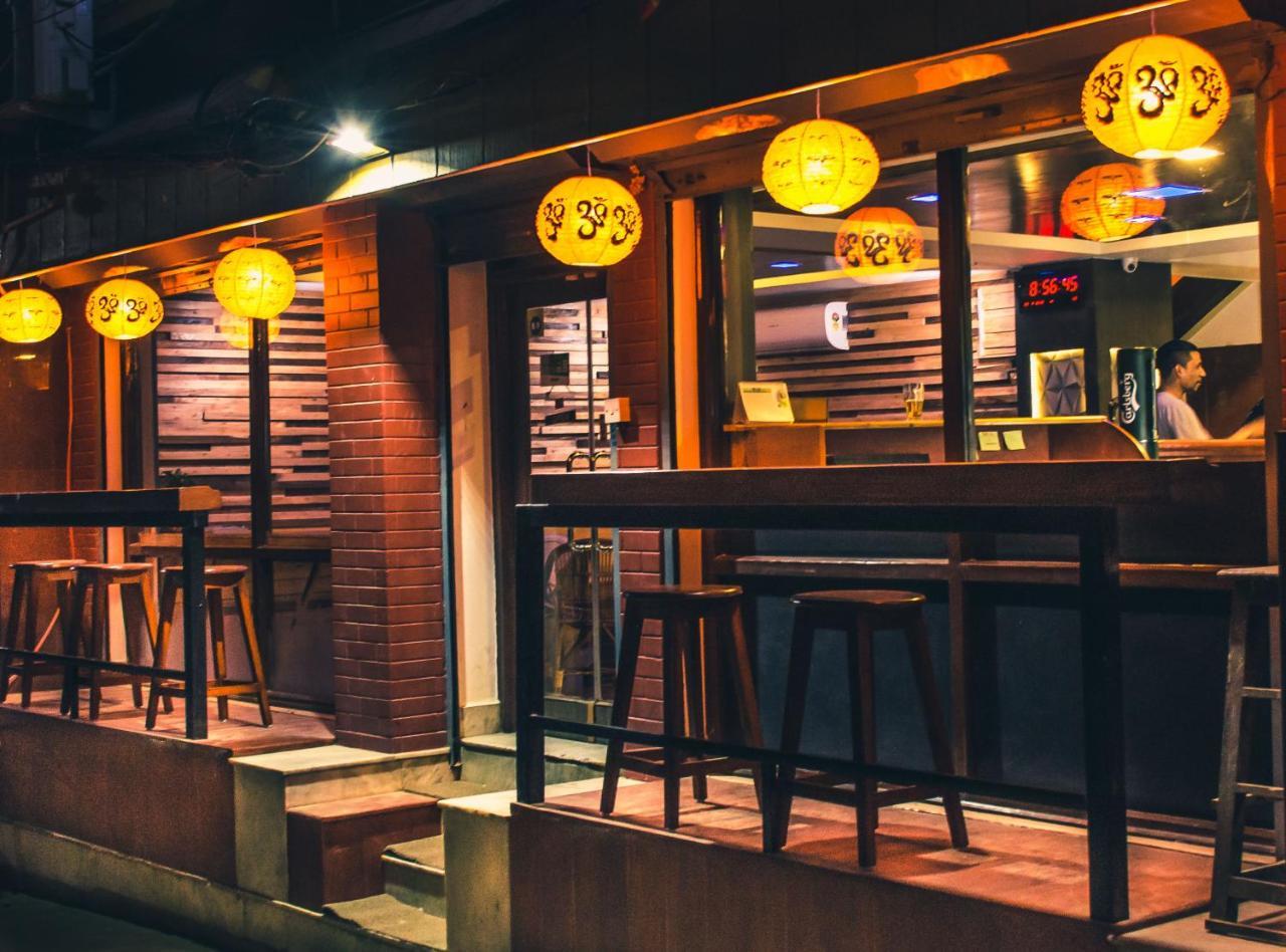 Ausfinn Hotel Metro Inn カトマンズ エクステリア 写真
