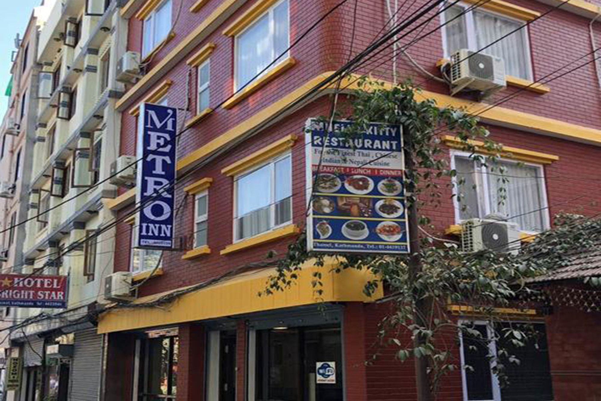 Ausfinn Hotel Metro Inn カトマンズ エクステリア 写真